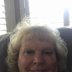 Meet your Posher, Valerie